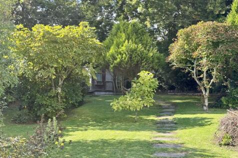Path to Summerhouse