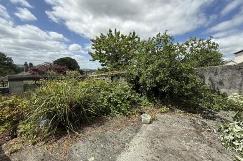 Further Garden