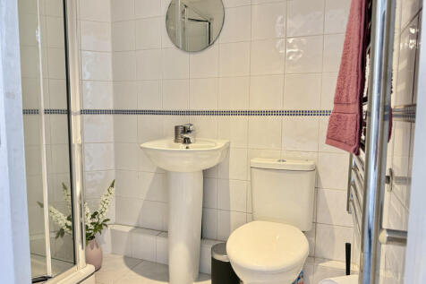 En Suite Shower