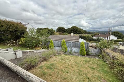 Garden to Front