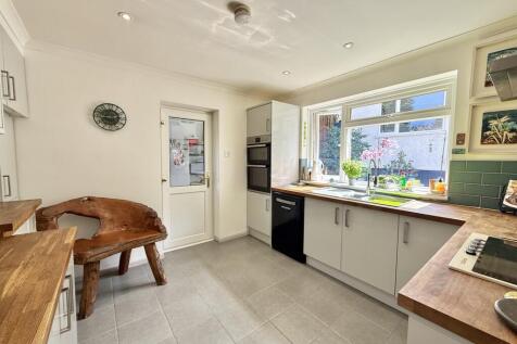 Modern Kitchen