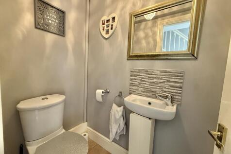 Downstairs Cloakroom