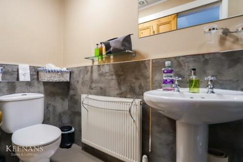 Bedroom 4 Ensuite