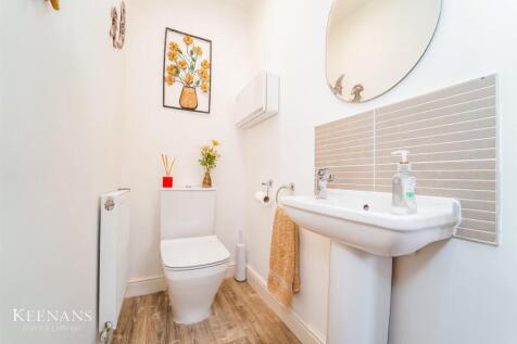 Downstairs WC.jpg