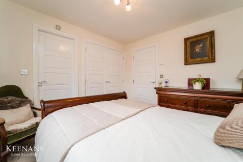 Bedroom One.jpg