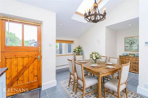 6 - Dining Room - Farmhouse - 1.jpg