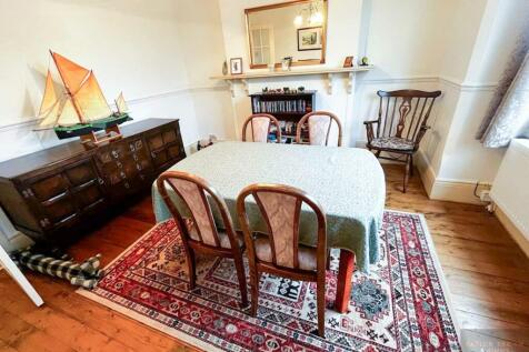 Dining Room3