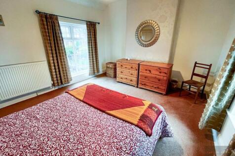 Bedroom 1 add