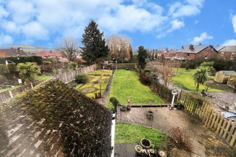 Rear Garden3