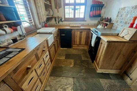 kitchen2.jpeg