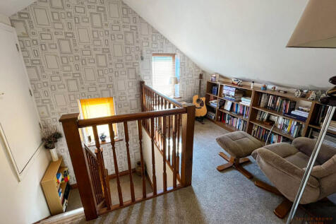 Second floor landing