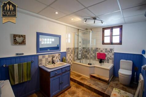 Property Image 37