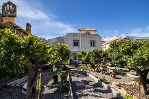 Property Image 1