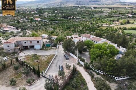 Property Image 4