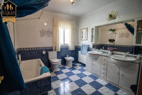 Property Image 40