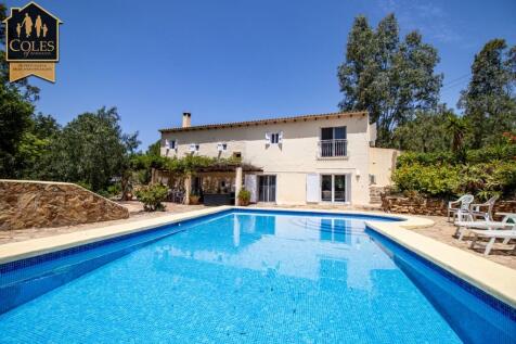 Property Image 4