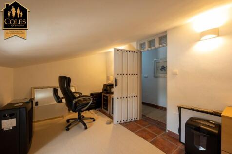 Property Image 34
