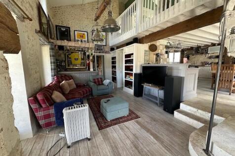 Property Image 4