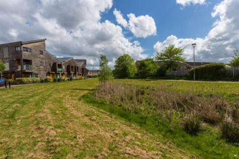 8 Crowley Mews-2.jpg