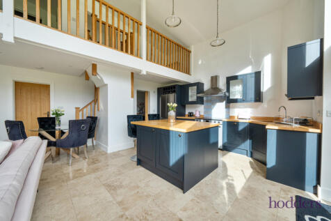 a7232343-4af8-405...