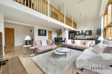 e0faf328-cac9-4c4...