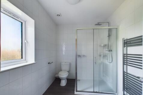 Main Shower Room