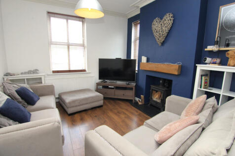 3 Bedroom end terrace