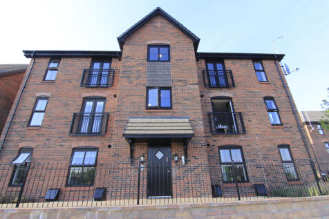 2 Bedroom Flat for Sale