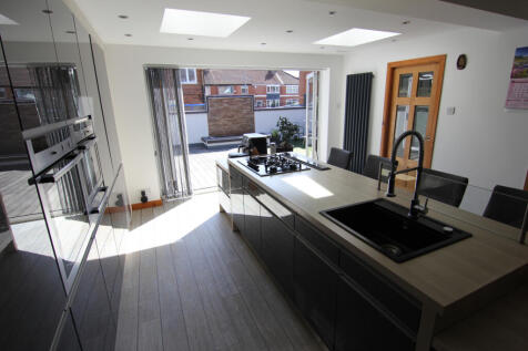 3 Bedroom Semi Detached for Sale