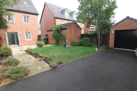 4 Bedroom Townhouse