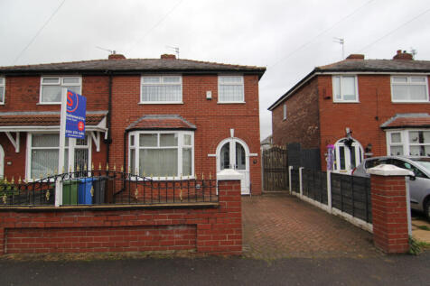 3 bed semi-detached house to rent Shelley Grove,