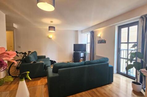 Property Image 4