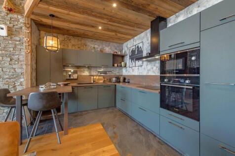The brand new apartm