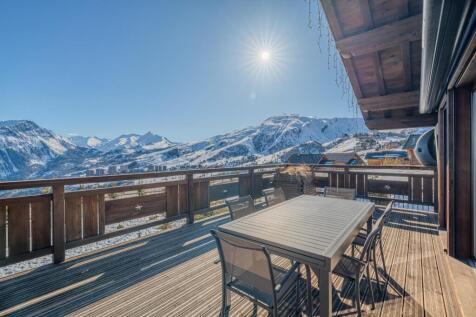 Outstanding chalet f