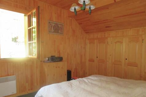 Chalet for sale in V