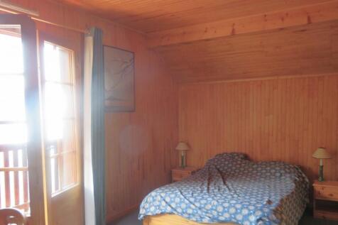 Chalet for sale in V