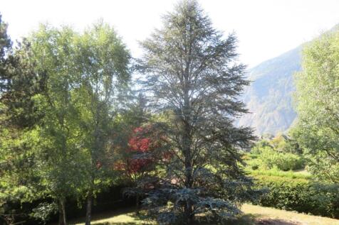Chalet for sale Bour