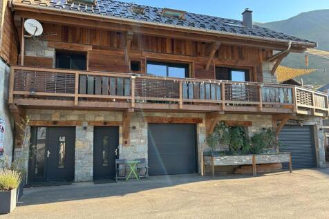 Rare chalet for sale