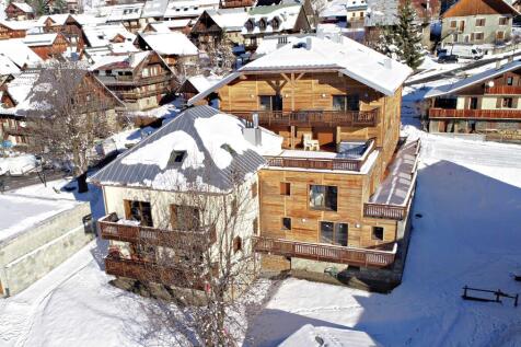 The brand new apartm