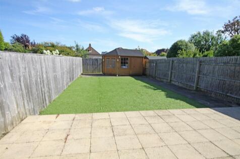 Rear garden e.jpg