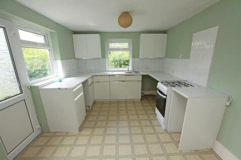 Kitchen area.jpg