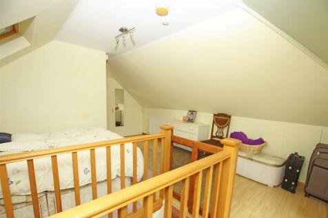 Bedroom one b.jpg