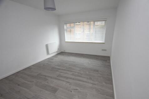 Bedroom one a.jpg