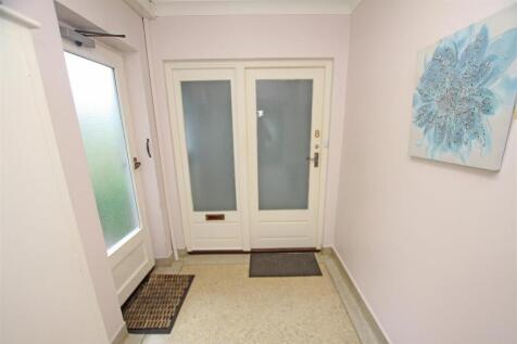 Entrance lobby.jpg