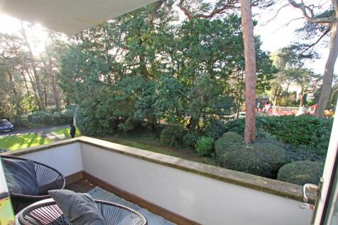 Balcony b.jpg