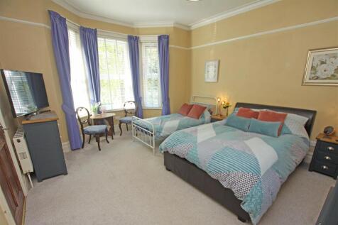 Bedroom 2.jpg