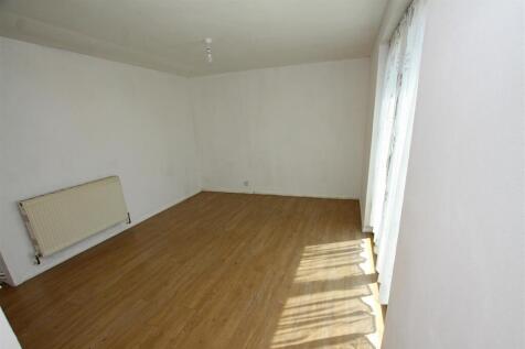 Living room b.jpg