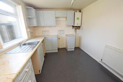 Kitchen a.jpg