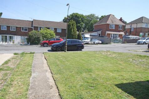 Front garden.jpg