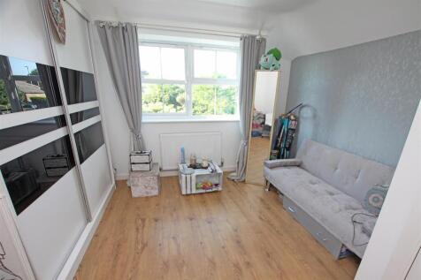 Bedroom one.jpg